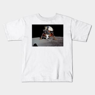 Apollo 11 lunar module (C021/0588) Kids T-Shirt